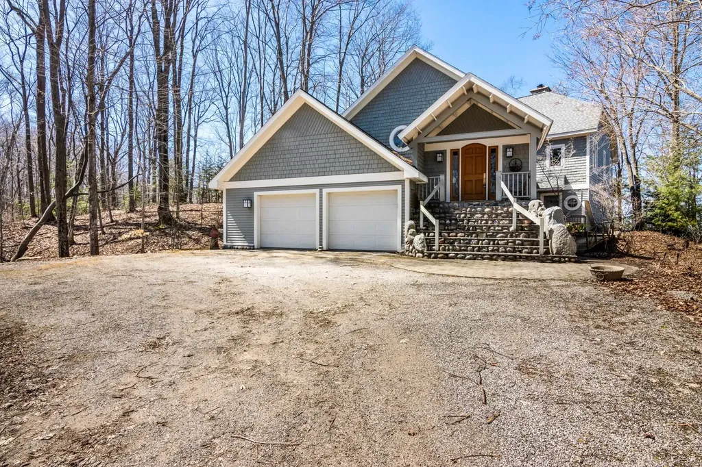 1995 San Marino Trail Torch Lake Township MI 49648