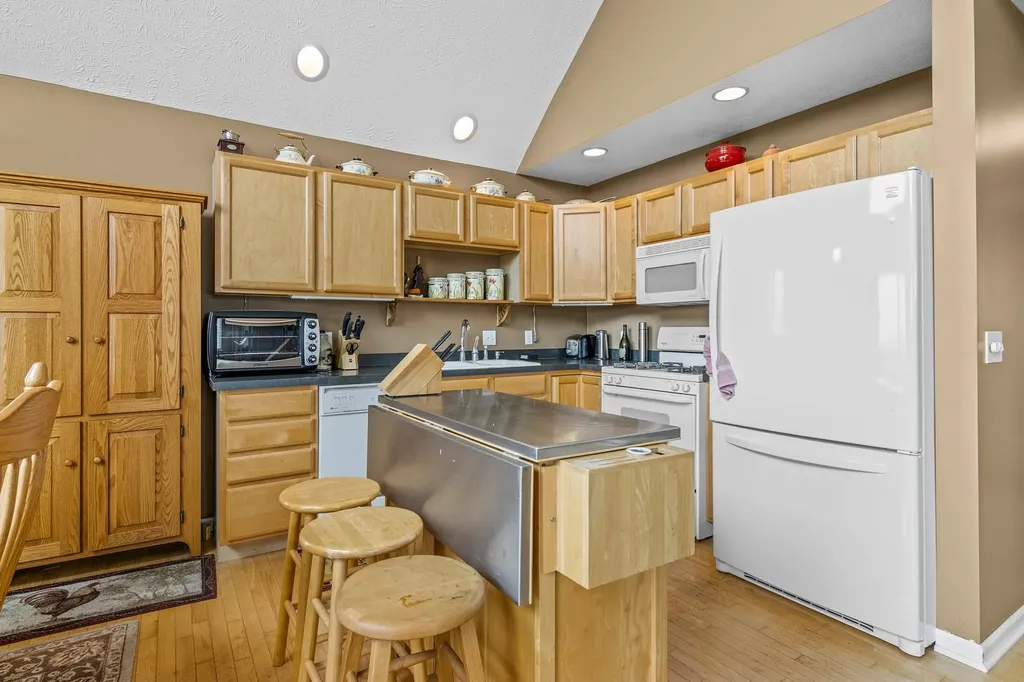 13019 Elk Tip Drive Milton Township MI 49676