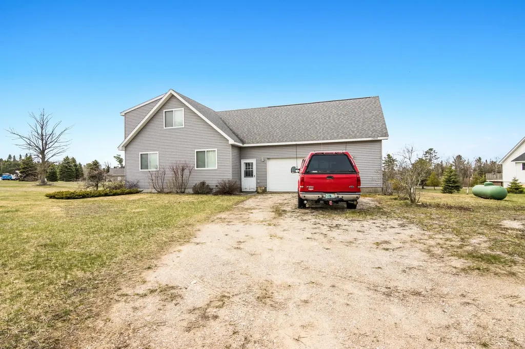 13019 Elk Tip Drive Milton Township MI 49676