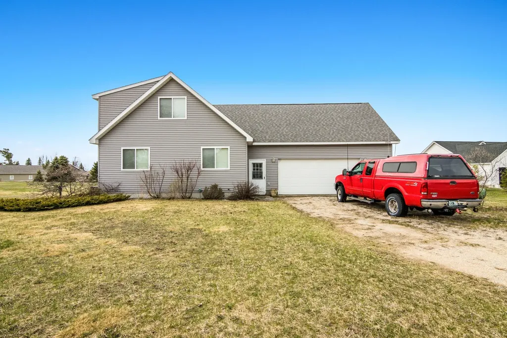 13019 Elk Tip Drive Milton Township MI 49676