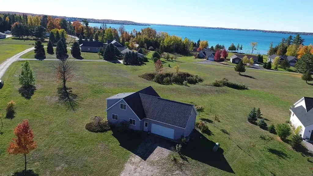 13019 Elk Tip Drive Milton Township MI 49676