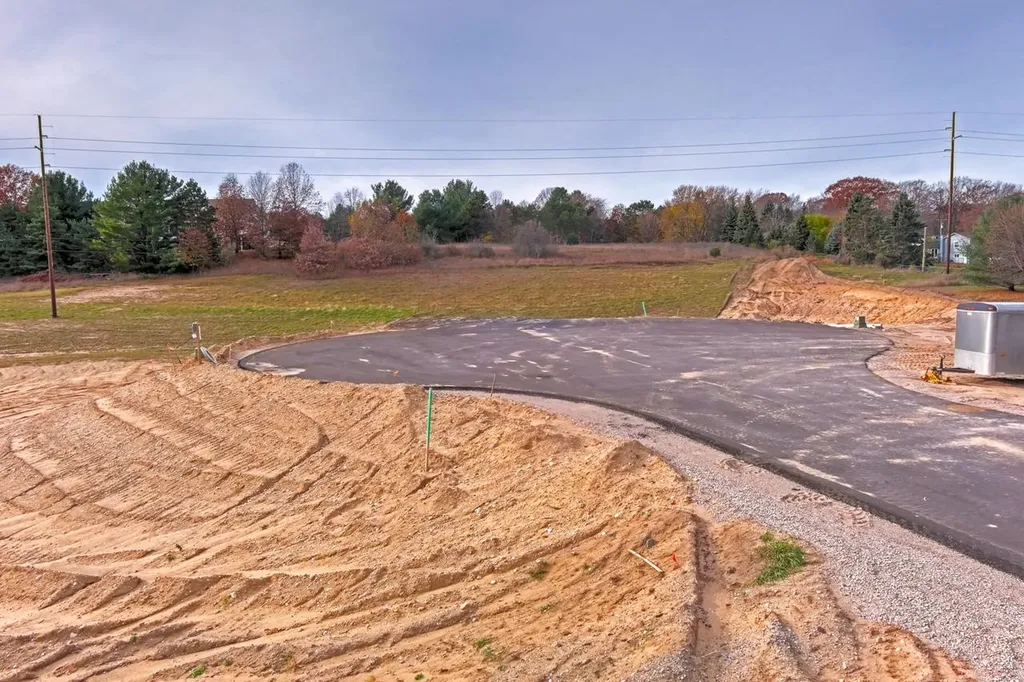 35 Jojack Run Peninsula Township MI 49686