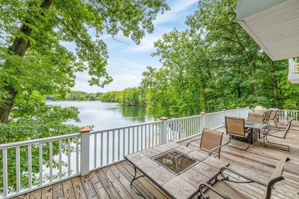 506 Mclachlan Point Evart Township MI 49631