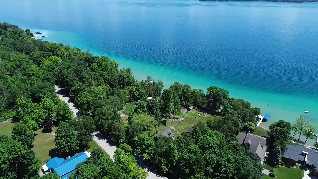 7079 Torch Lake Drive, NW Milton Township MI 49648