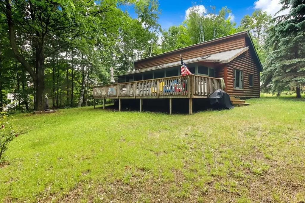 7079 Torch Lake Drive, NW Milton Township MI 49648