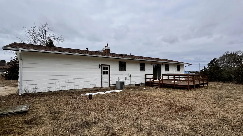 7801 S Us-131 Clam Lake Township MI 49601