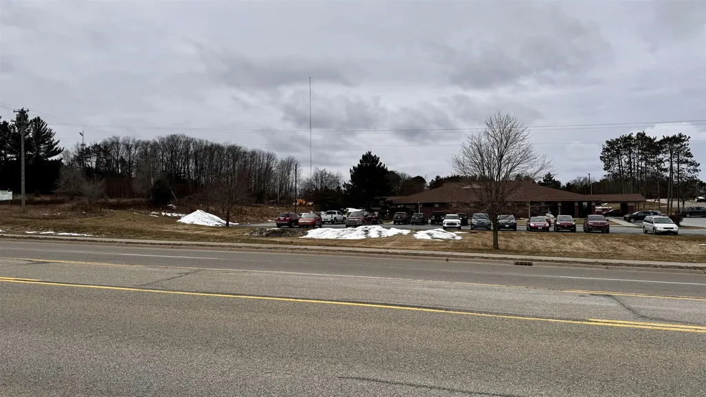 7801 S Us-131 Clam Lake Township MI 49601