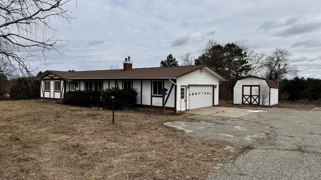 7801 S Us-131 Clam Lake Township MI 49601