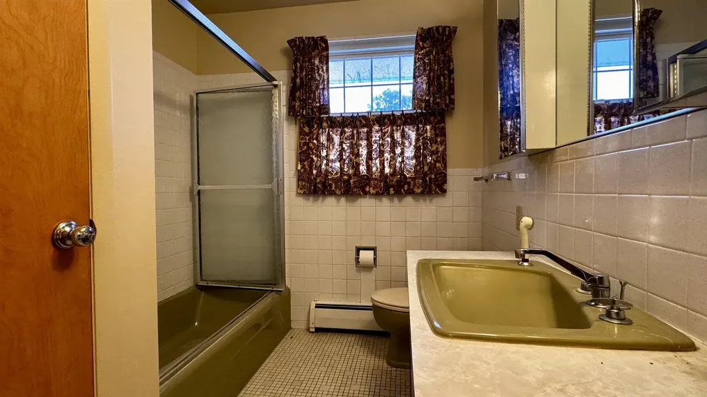 7801 S Us-131 Clam Lake Township MI 49601