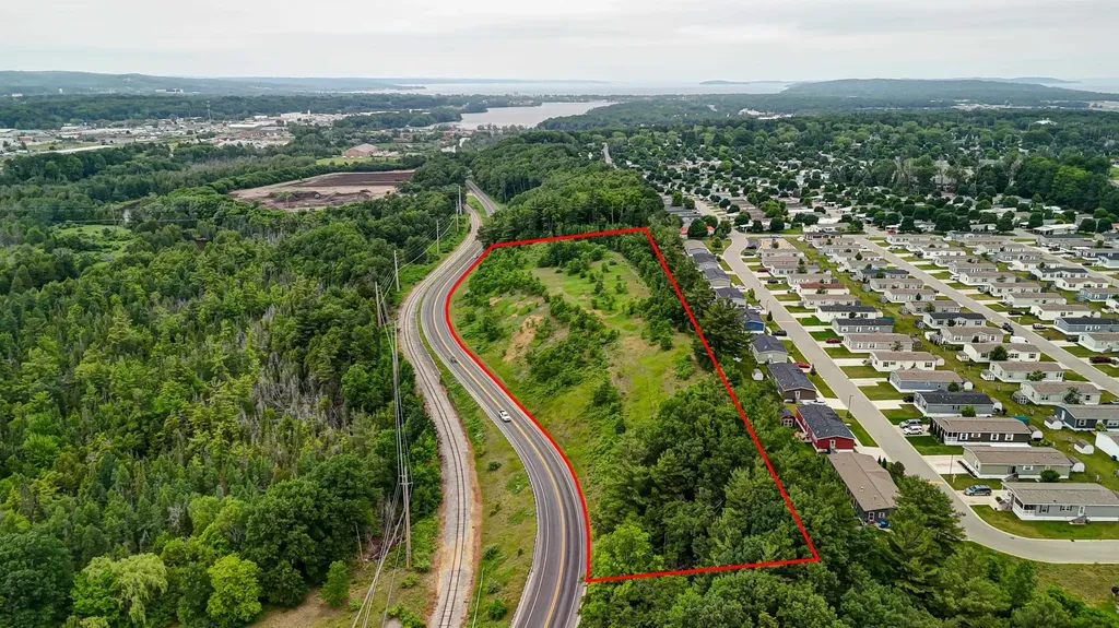 2050 N Keystone Garfield Charter Township MI 49686