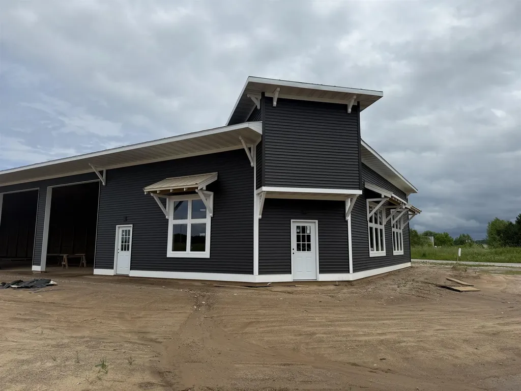 6391 N Railway Acme Township MI 49690