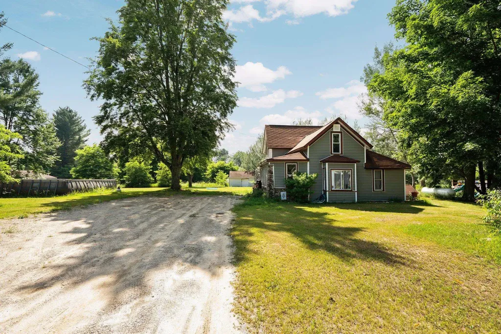 6531 N 35 Road Greenwood Township MI 49663