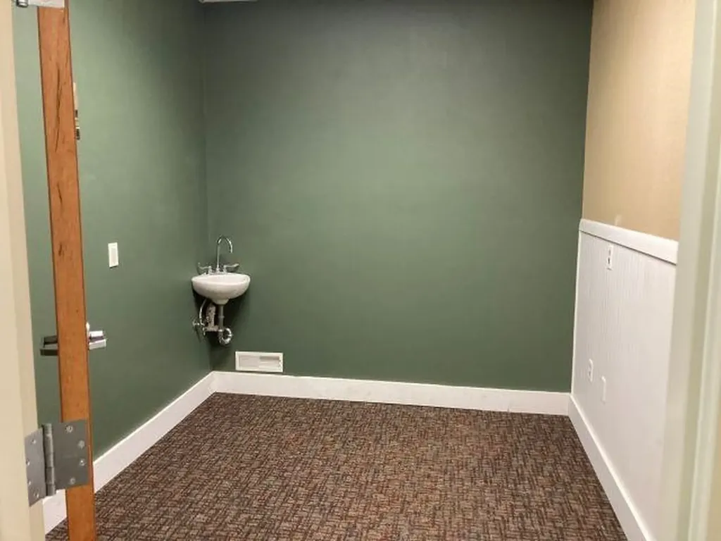 6170 Us-31 N Acme Township MI 49690