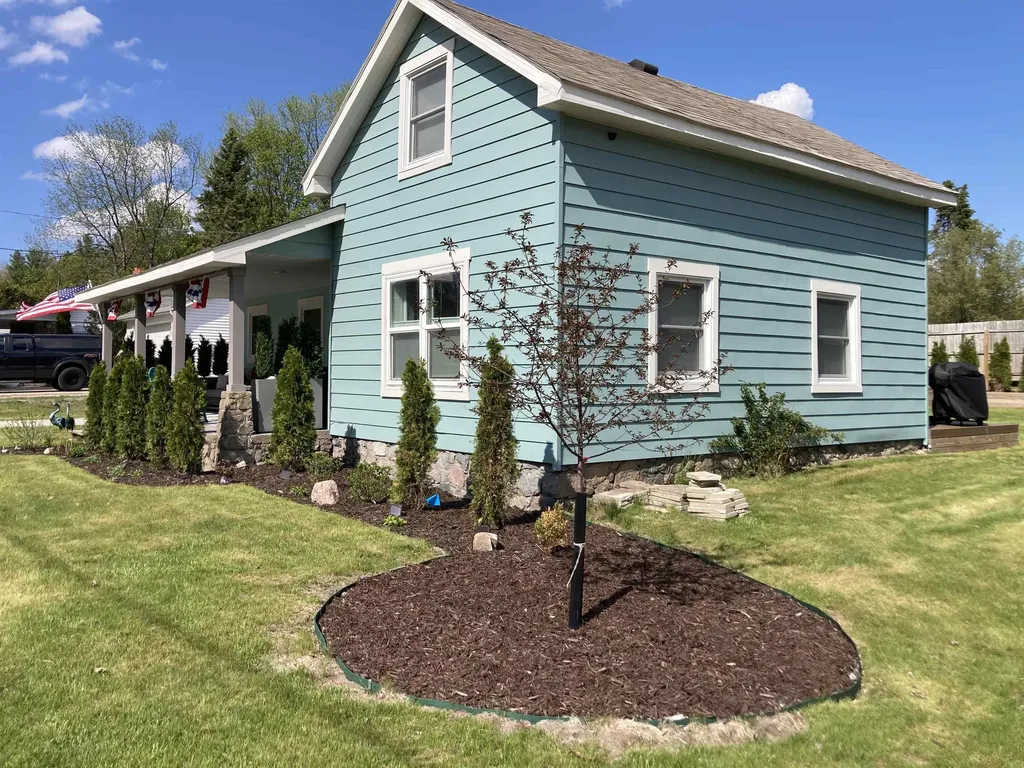 6170 Us-31 N Acme Township MI 49690