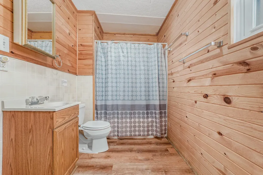 10913 E Houghton Lake Drive Lake Township MI 48629