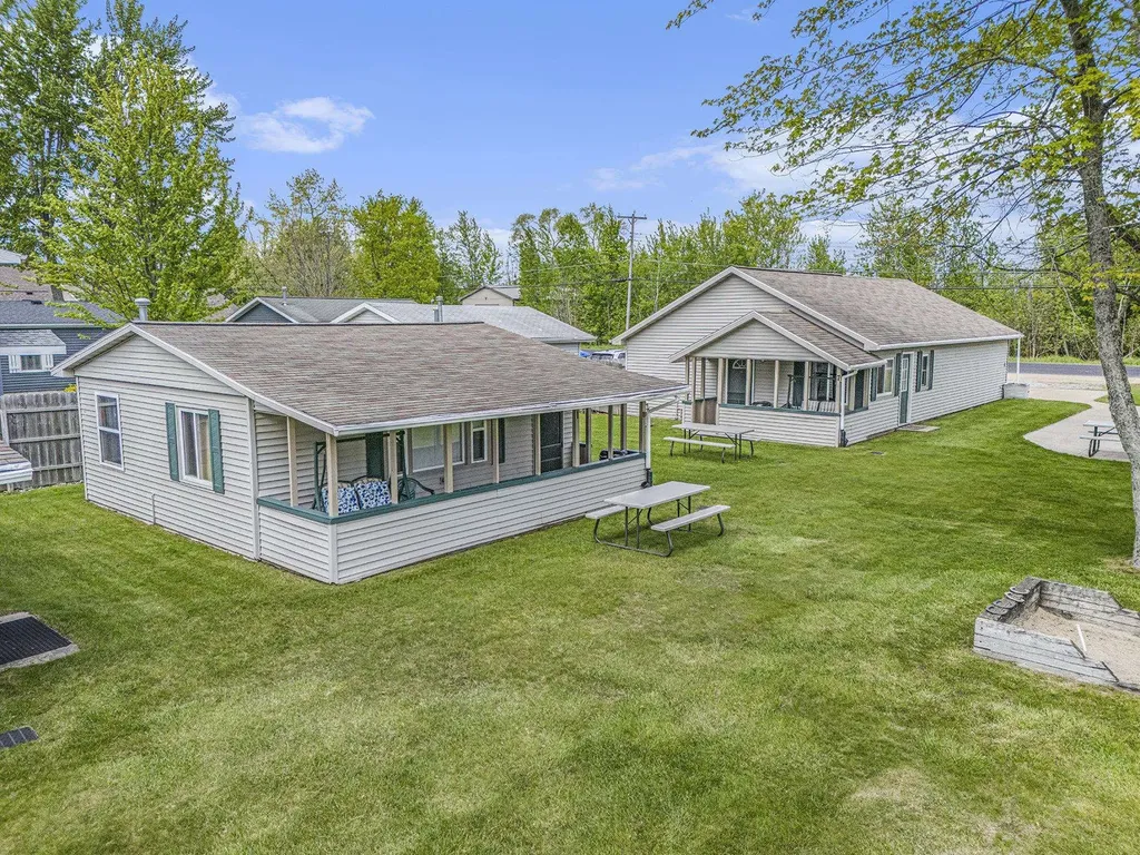 10913 E Houghton Lake Drive Lake Township MI 48629