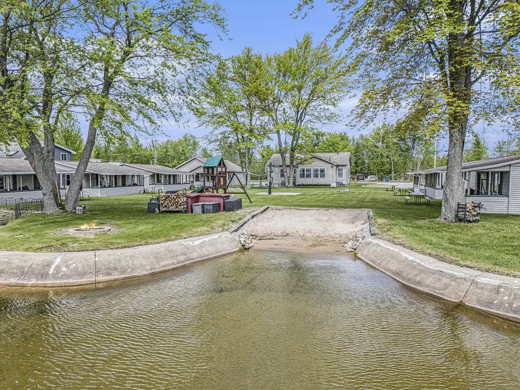 10913 E Houghton Lake Drive Lake Township MI 48629