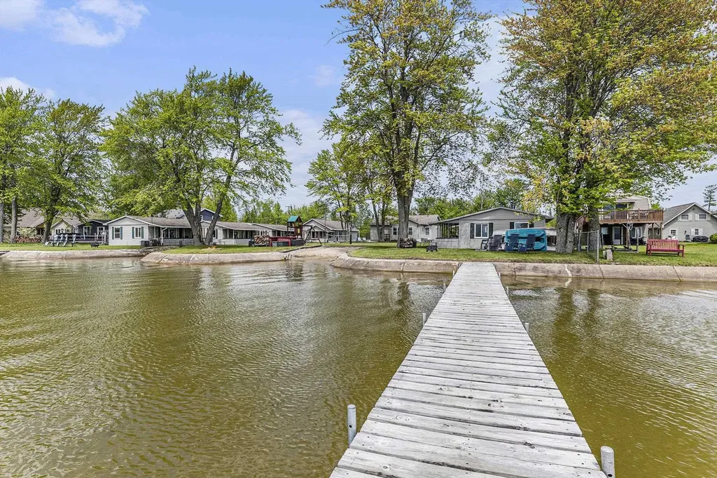 10913 E Houghton Lake Drive Lake Township MI 48629