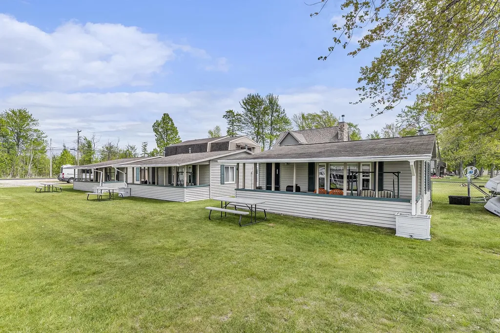 10913 E Houghton Lake Drive Lake Township MI 48629