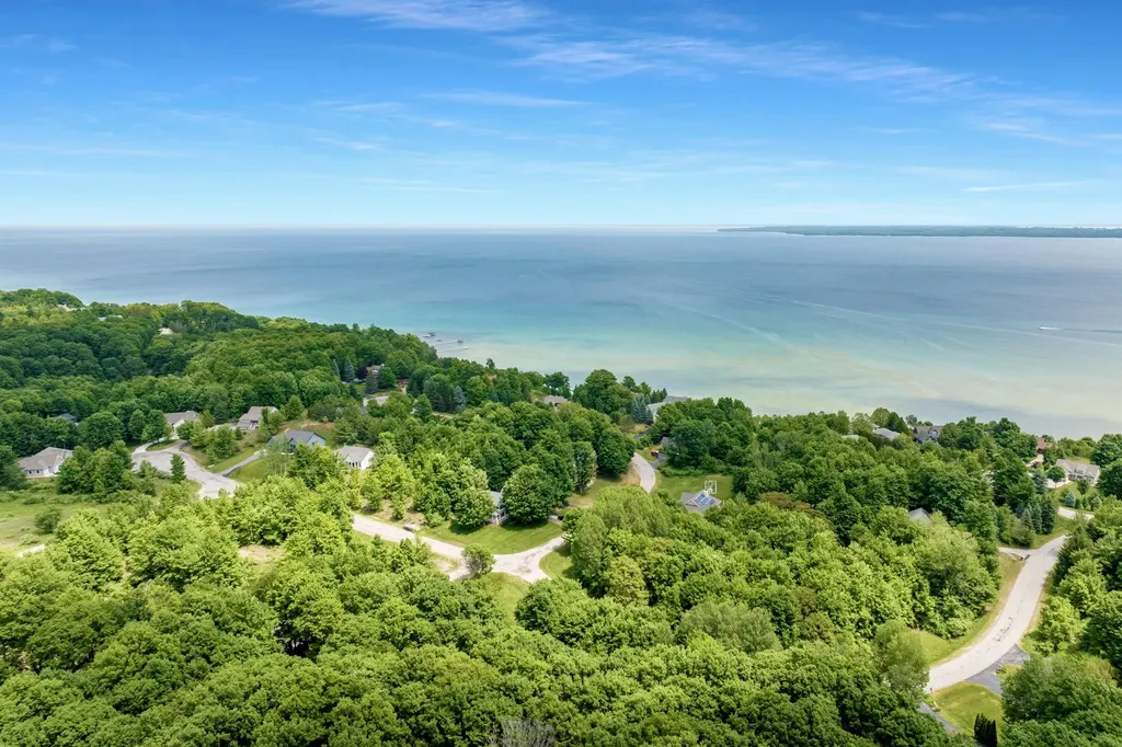 1722 S Cherry Blossom Lane Suttons Bay Township MI 49682