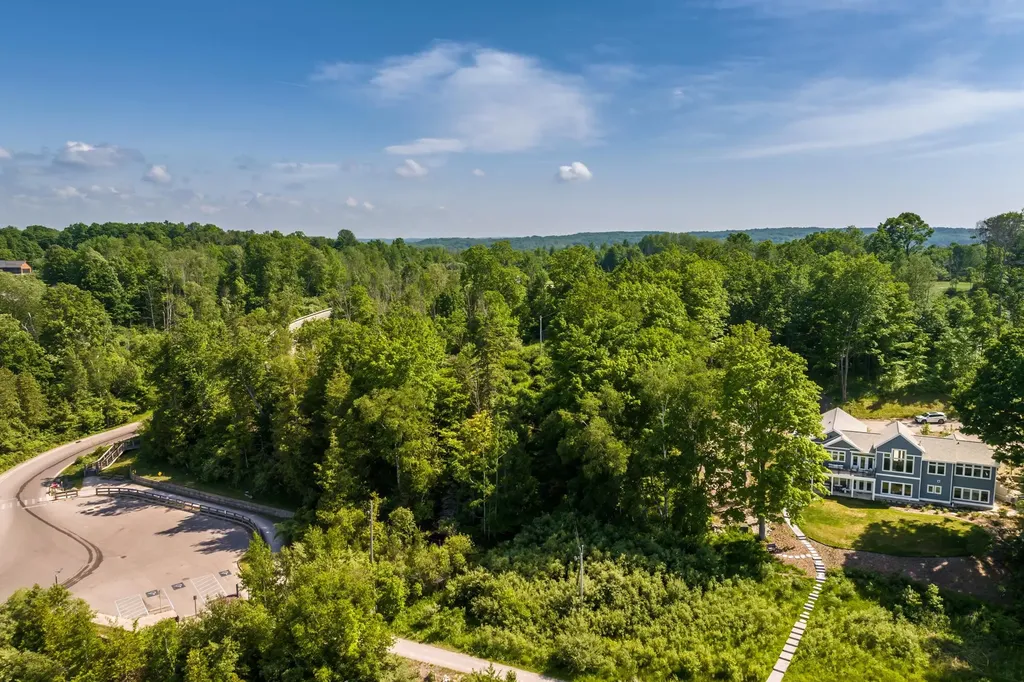 5543 Crystal Lane Benzonia Township MI 49635