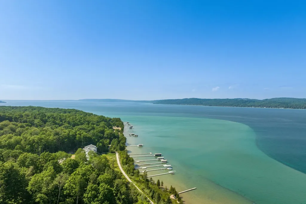 5543 Crystal Lane Benzonia Township MI 49635
