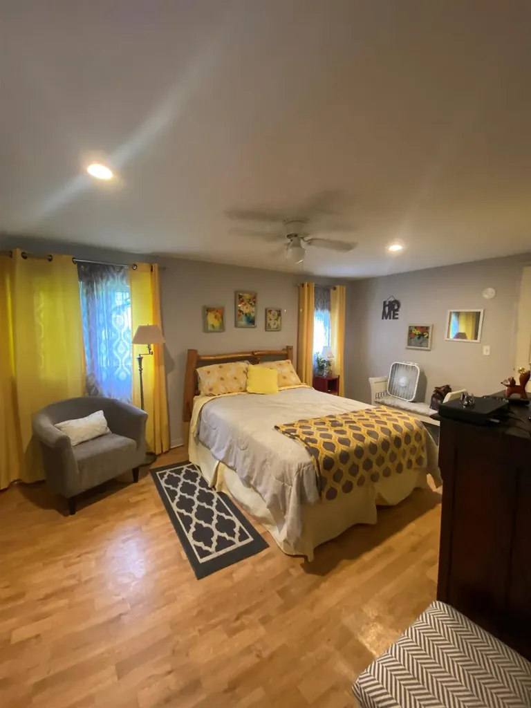 209 N Pine Street Lake City City MI 49651