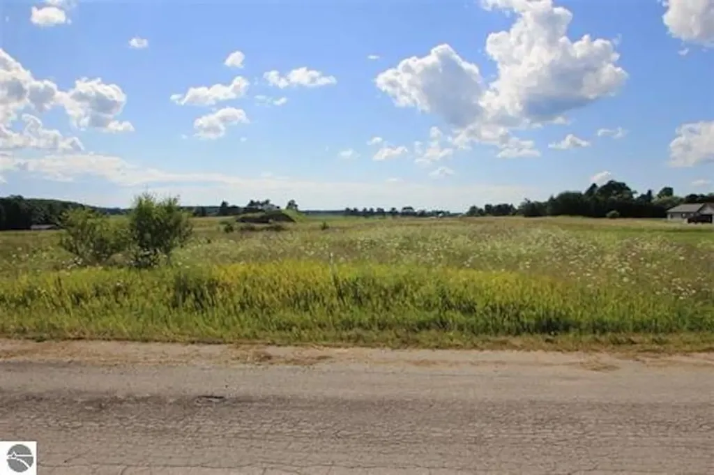 9110 Center Place Drive Mayfield Township MI 49649