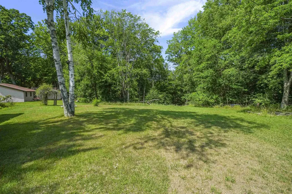 6145 Parker Road Surrey Township MI 48632
