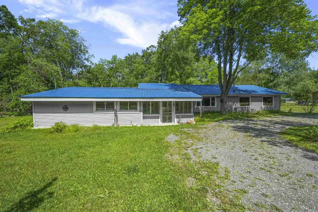 6145 Parker Road Surrey Township MI 48632