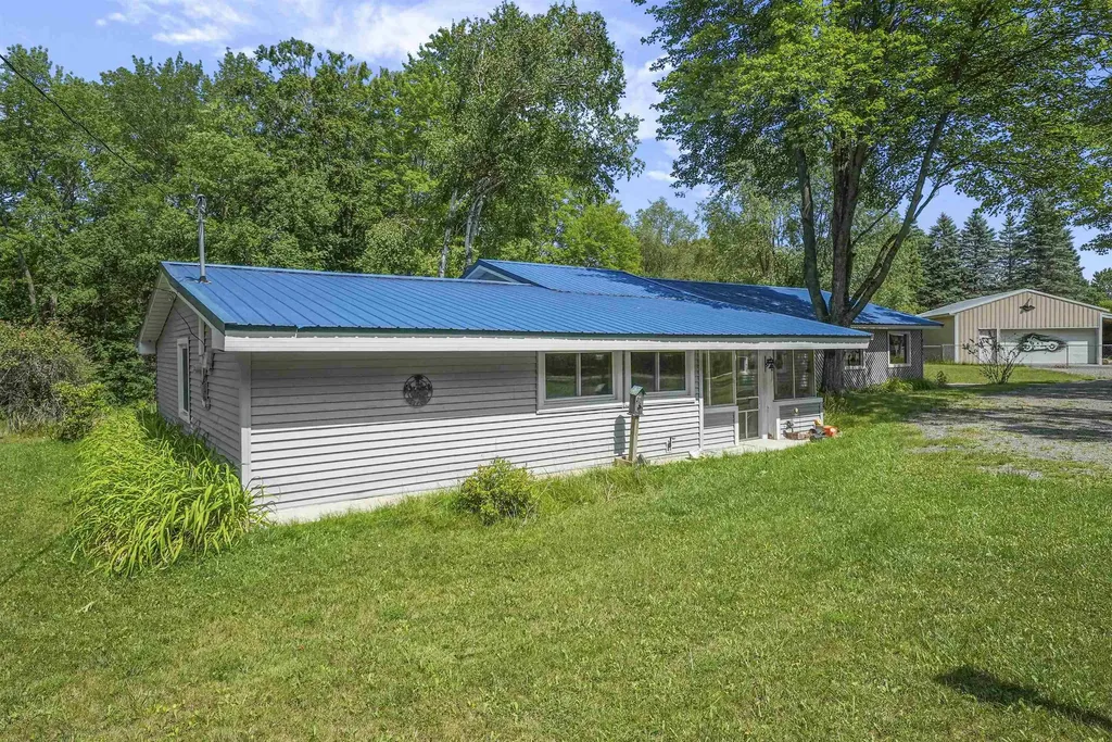 6145 Parker Road Surrey Township MI 48632