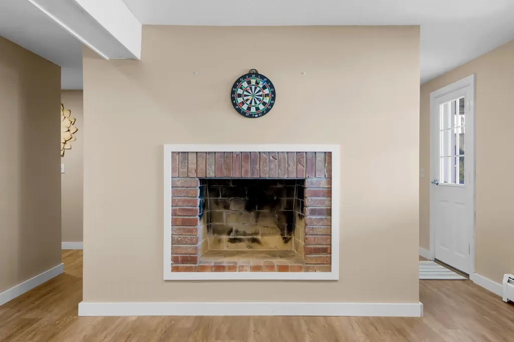 705 S Nanagosa Trail Suttons Bay Township MI 49682