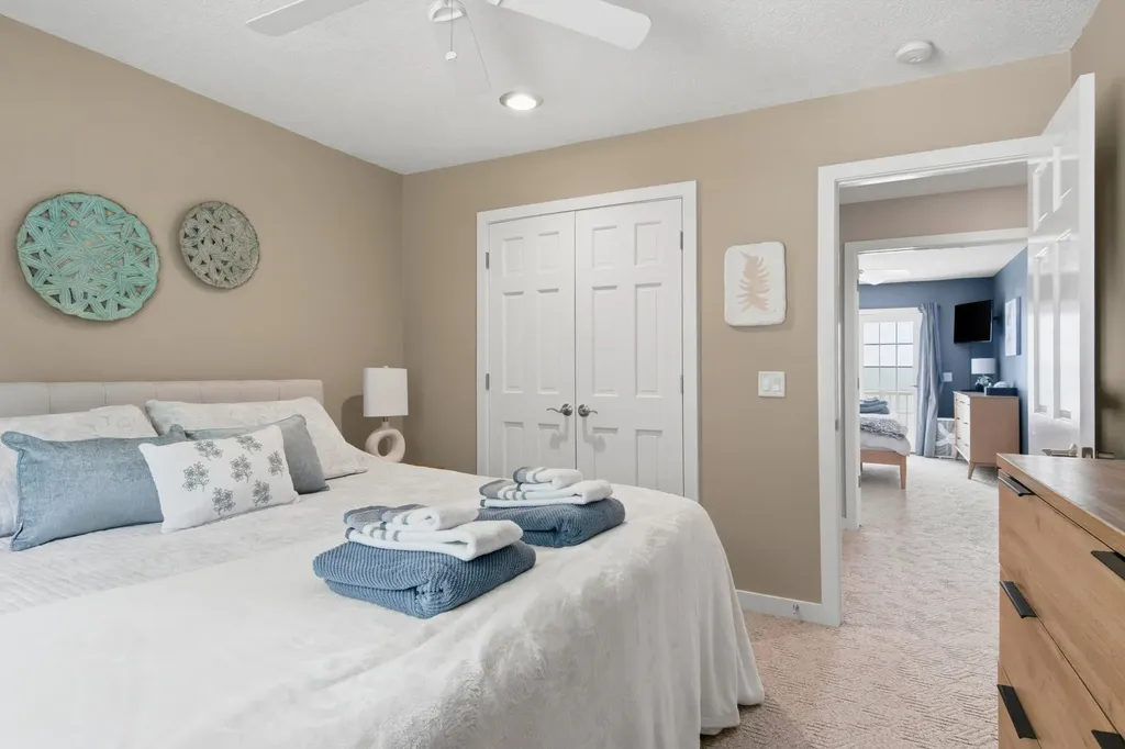 705 S Nanagosa Trail Suttons Bay Township MI 49682