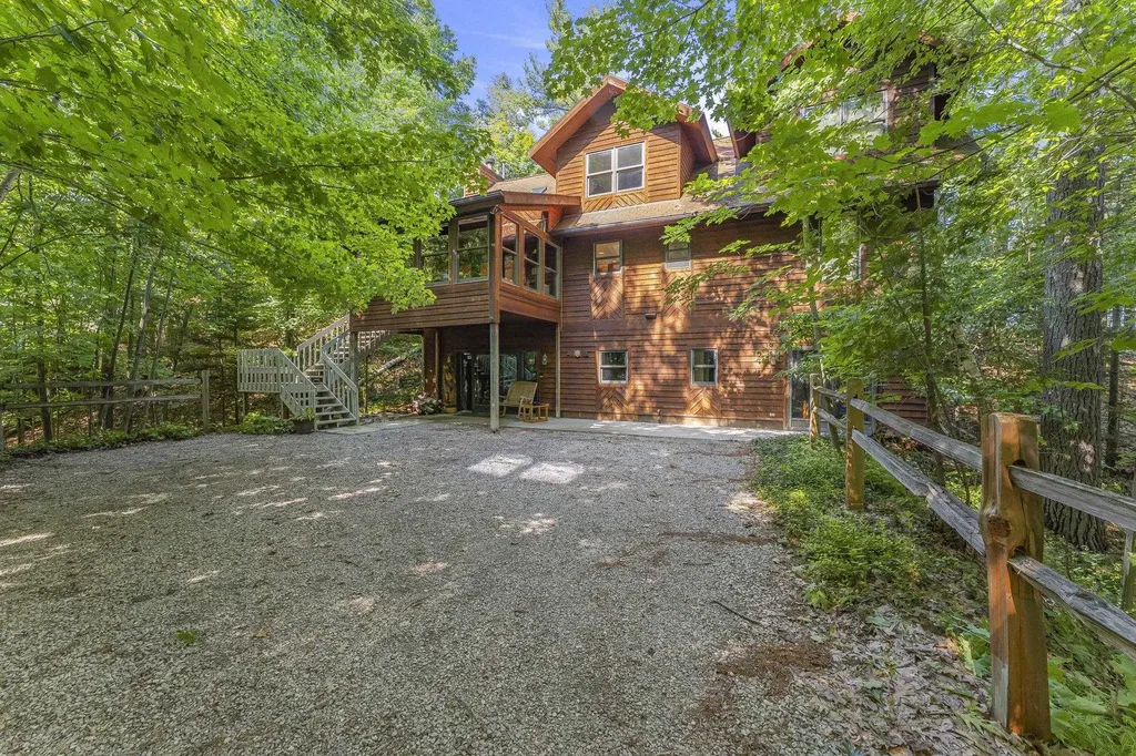 2359 San Marino Trail Torch Lake Township MI 49648