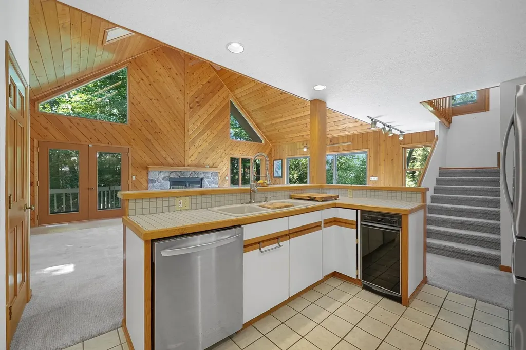 2359 San Marino Trail Torch Lake Township MI 49648