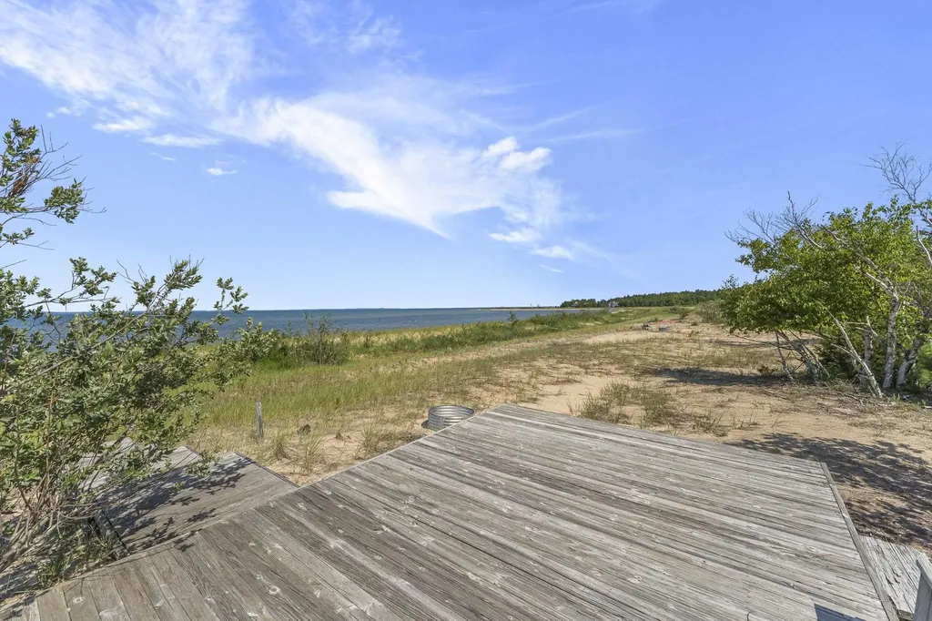 2359 San Marino Trail Torch Lake Township MI 49648