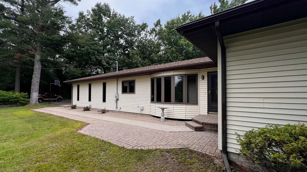 10170 W Cadillac Road Lake Township MI 49601
