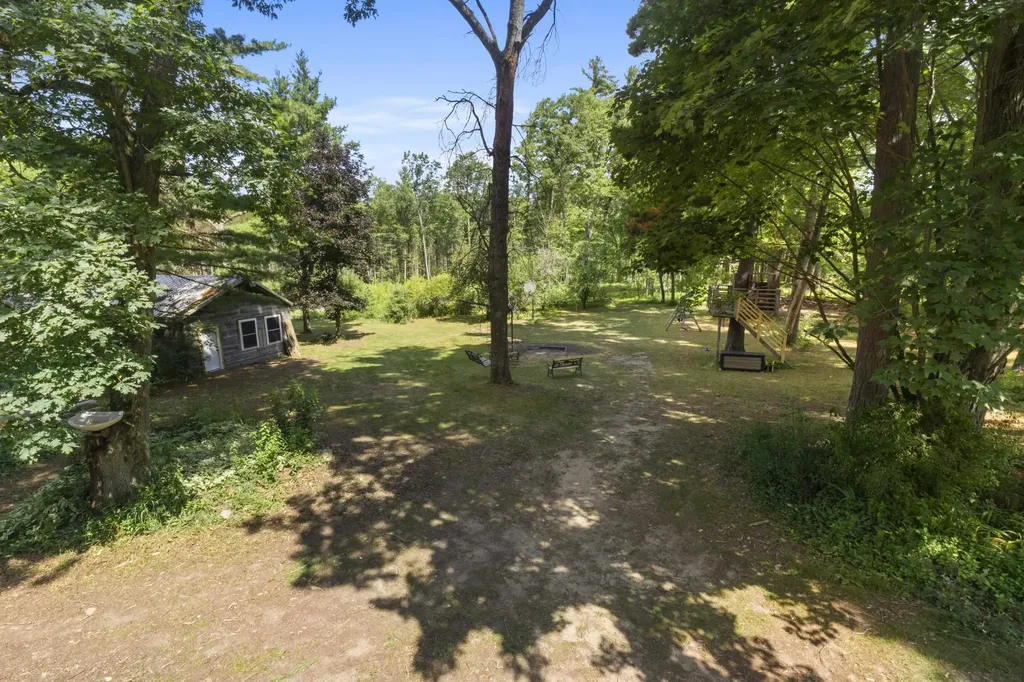 10530 W 48 1/2 Road South Branch Township MI 49689