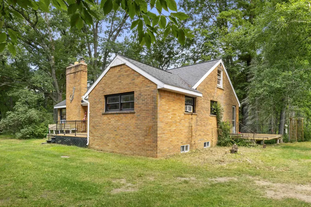 10530 W 48 1/2 Road South Branch Township MI 49689