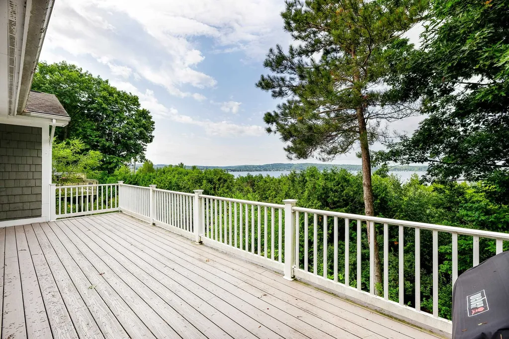 7267 Fredonia Way Benzonia Township MI 49617