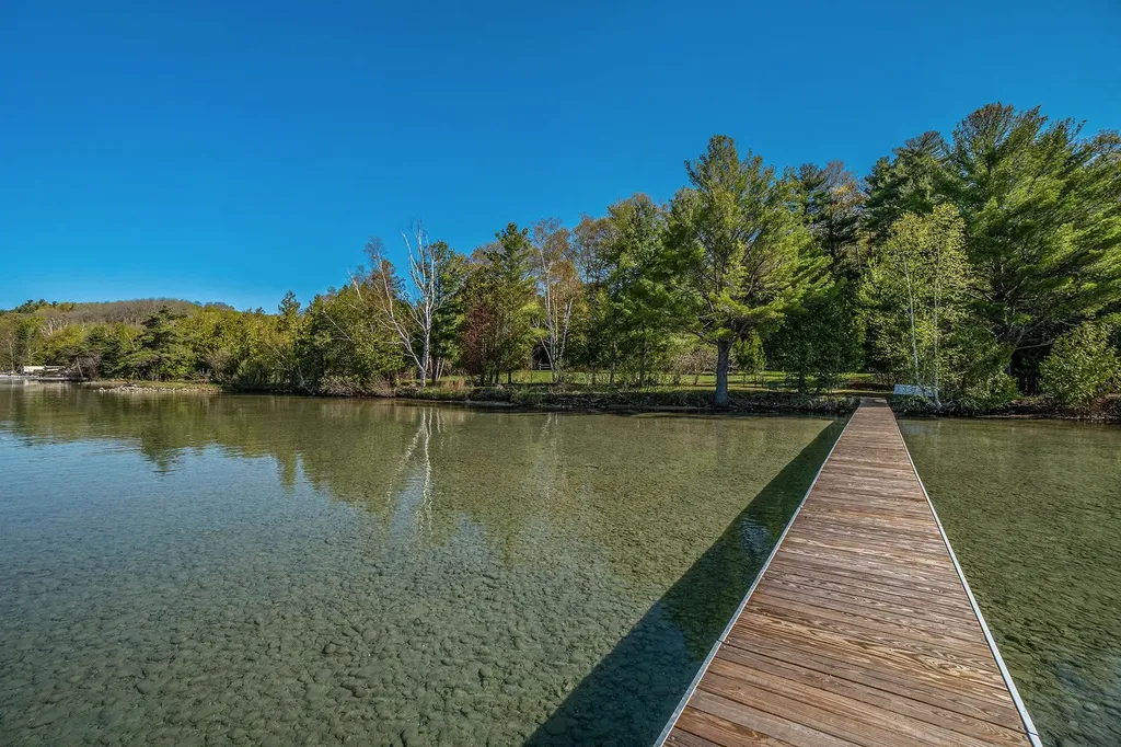 7267 Fredonia Way Benzonia Township MI 49617