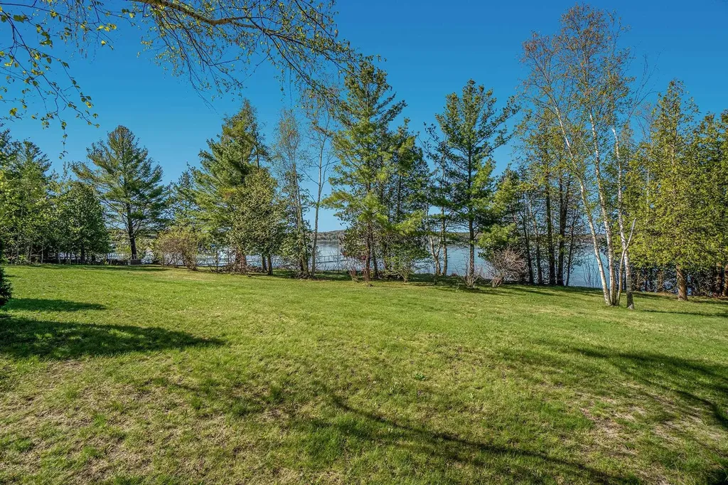 7267 Fredonia Way Benzonia Township MI 49617