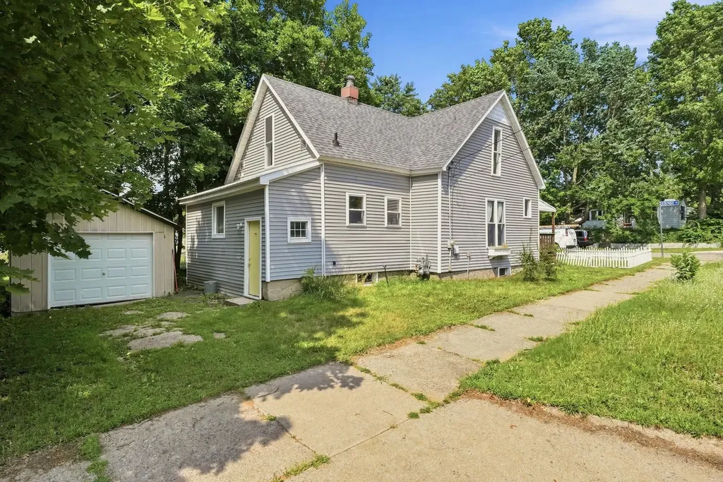 901 Ernst Street Cadillac City MI 49601