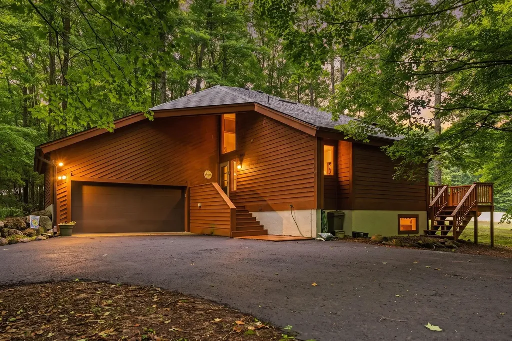 6842 Rue De Montagne Custer Township MI 49659