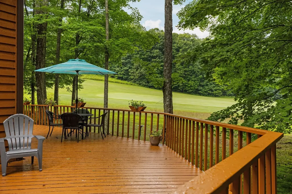 6842 Rue De Montagne Custer Township MI 49659