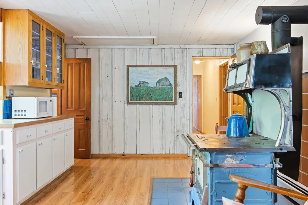 11964 Maple Hill Road Banks Township MI 49622