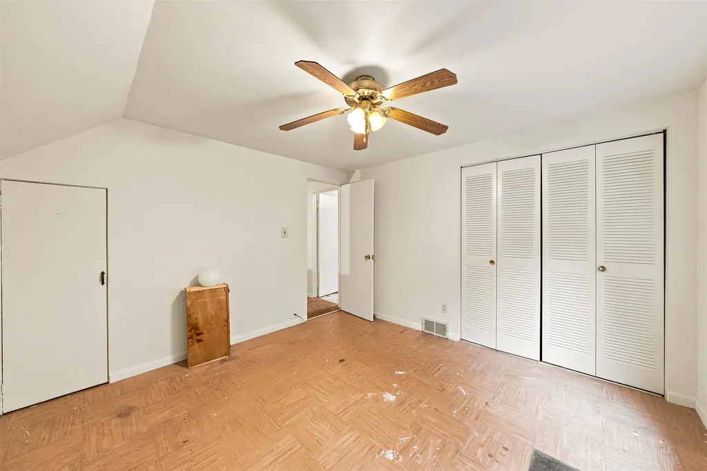 609 Buckley Elk Rapids Township MI 49629
