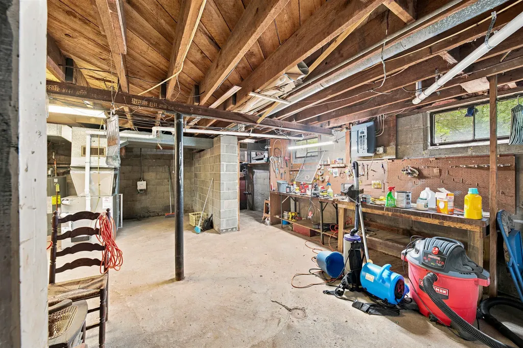609 Buckley Elk Rapids Township MI 49629