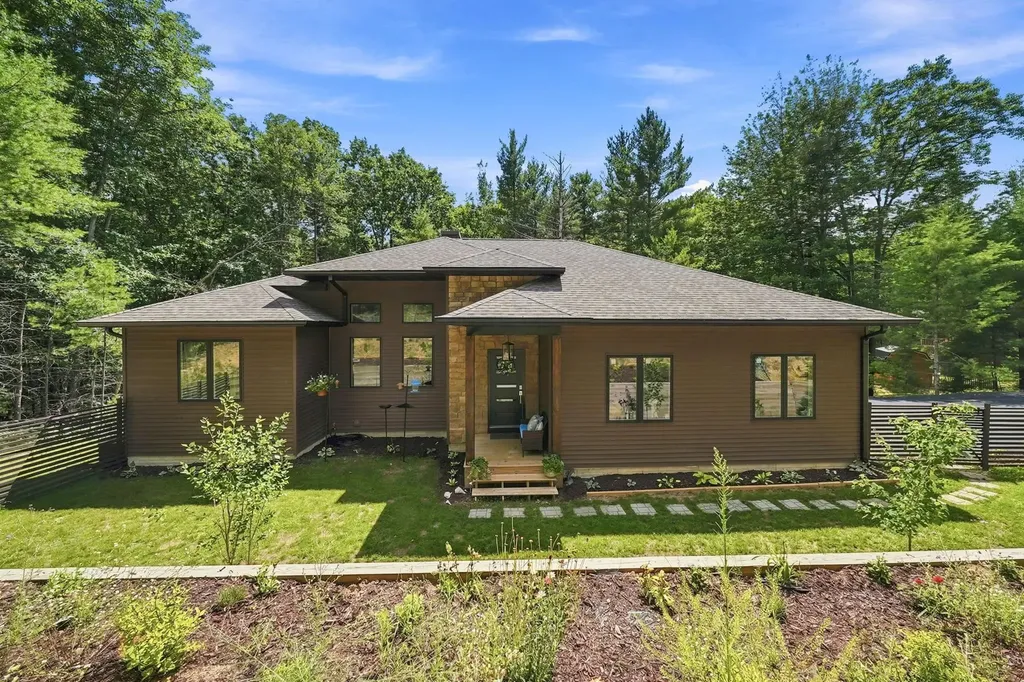 5346 Trager Road East Bay Township MI 49696