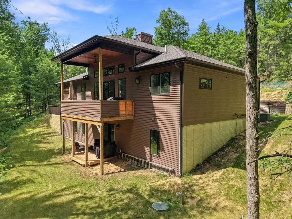 5346 Trager Road East Bay Township MI 49696